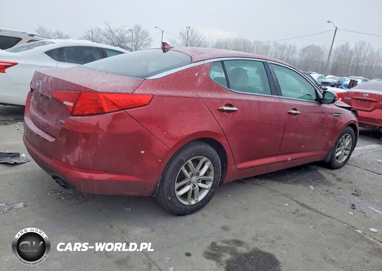 2013 Kia Optima Lx VIN:5XXGM4A75DG126770 - 3