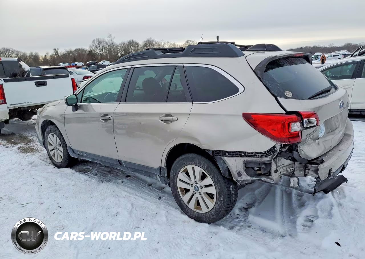 2018 Subaru Outback 2.5I Premium VIN:4S4BSAFC4J3318709 - 2