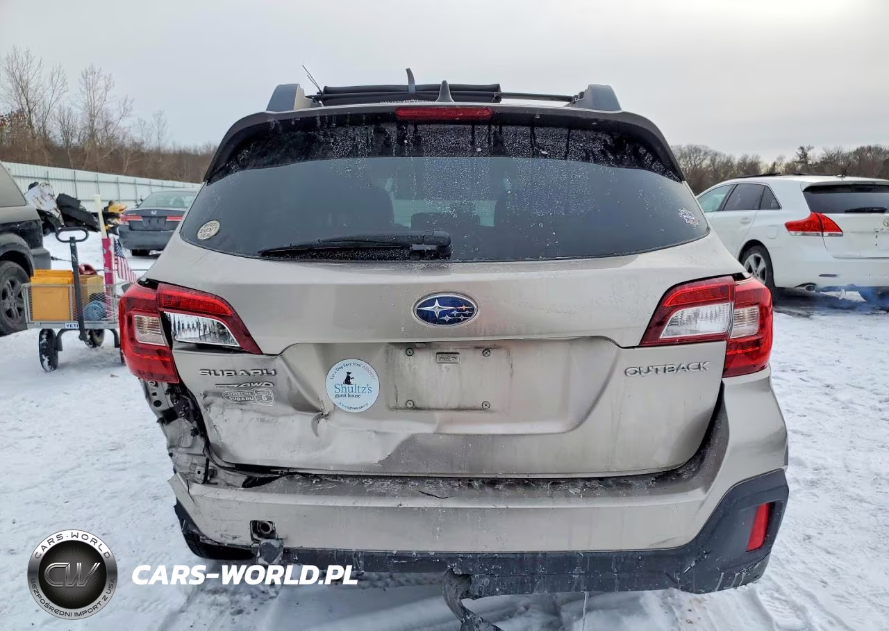 2018 Subaru Outback 2.5I Premium VIN:4S4BSAFC4J3318709 - 6