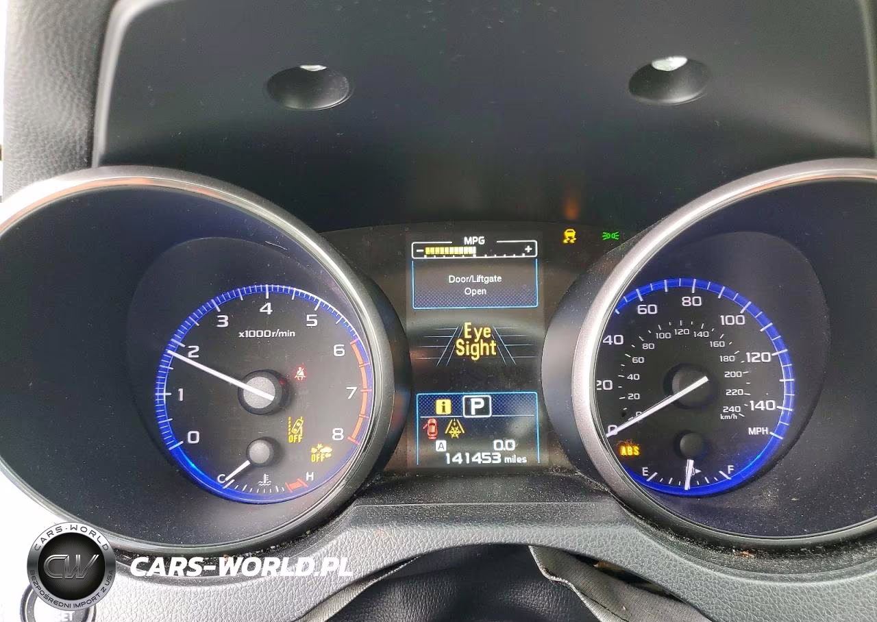 2018 Subaru Outback 2.5I Premium VIN:4S4BSAFC4J3318709 - 9
