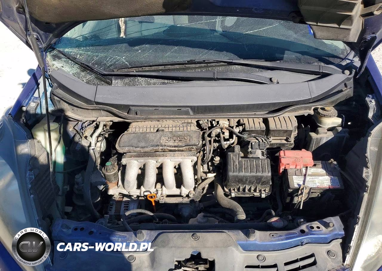 2010 Honda Fit VIN:JHMGE8H25AS008555 - 11