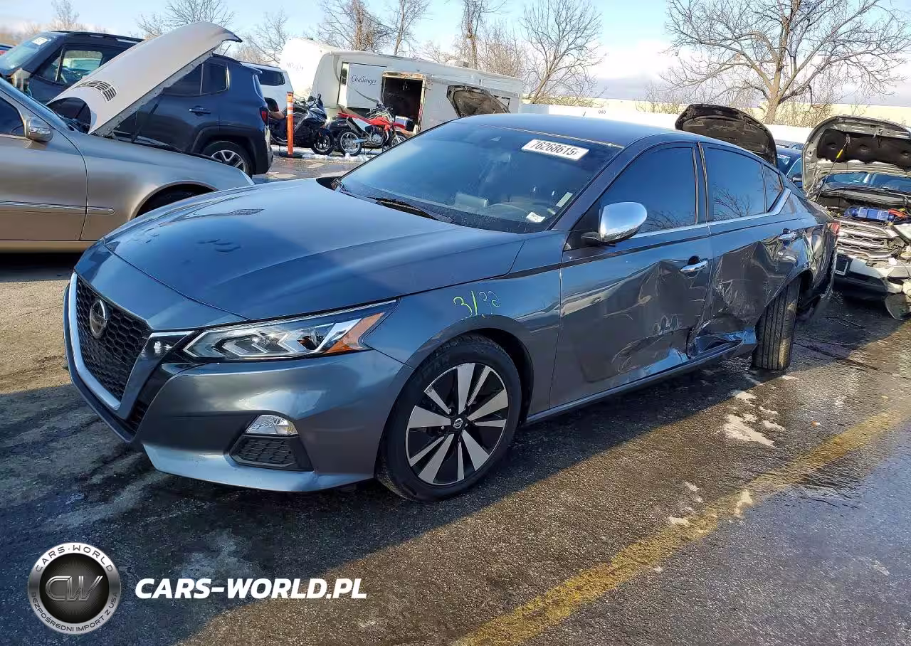 2021 Nissan Altima Sv