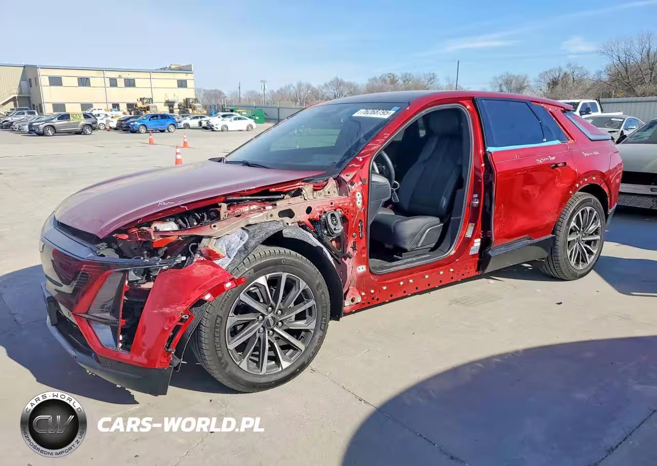 2025 Cadillac Lyriq Sport