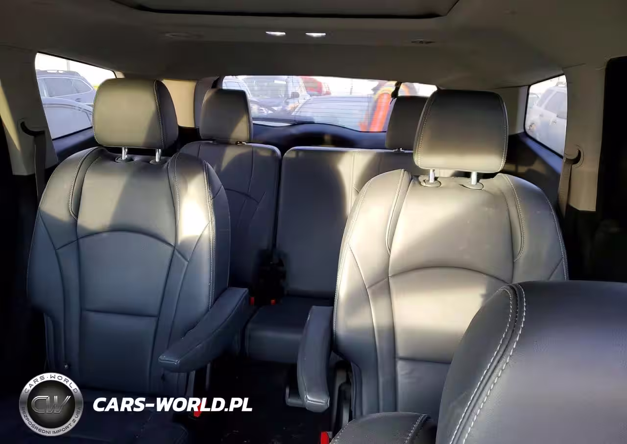 2019 Buick Enclave Essence VIN:5GAEVAKW5KJ285551 - 10