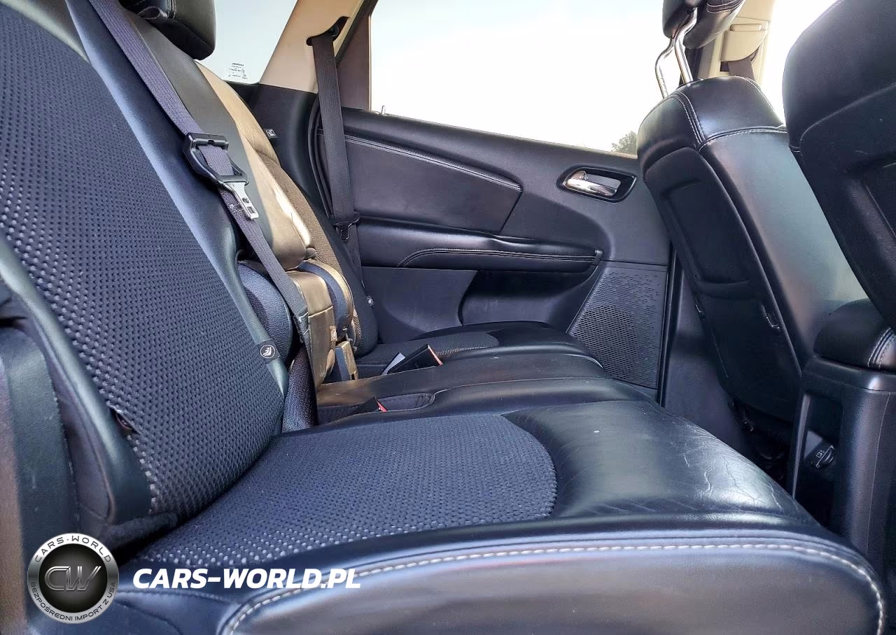 2015 Dodge Journey Crossroad VIN:3C4PDCGB3FT531510 - 11