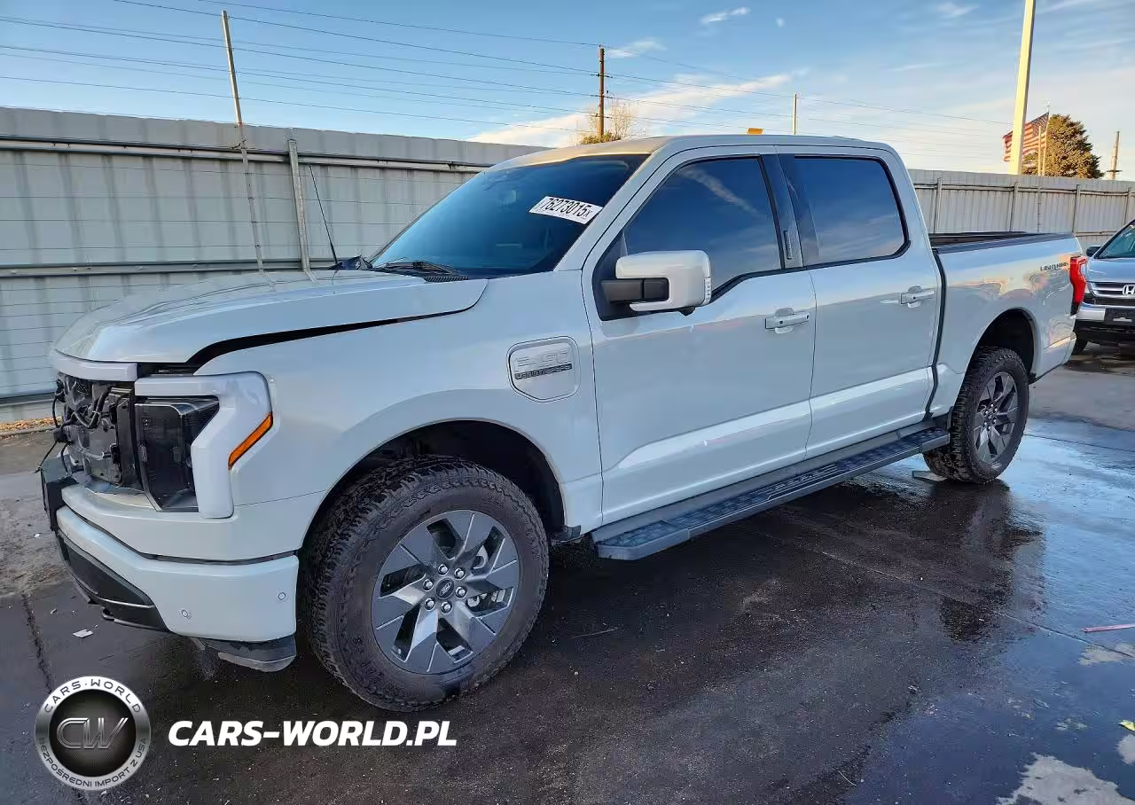 2023 Ford F150 Lightning Pro