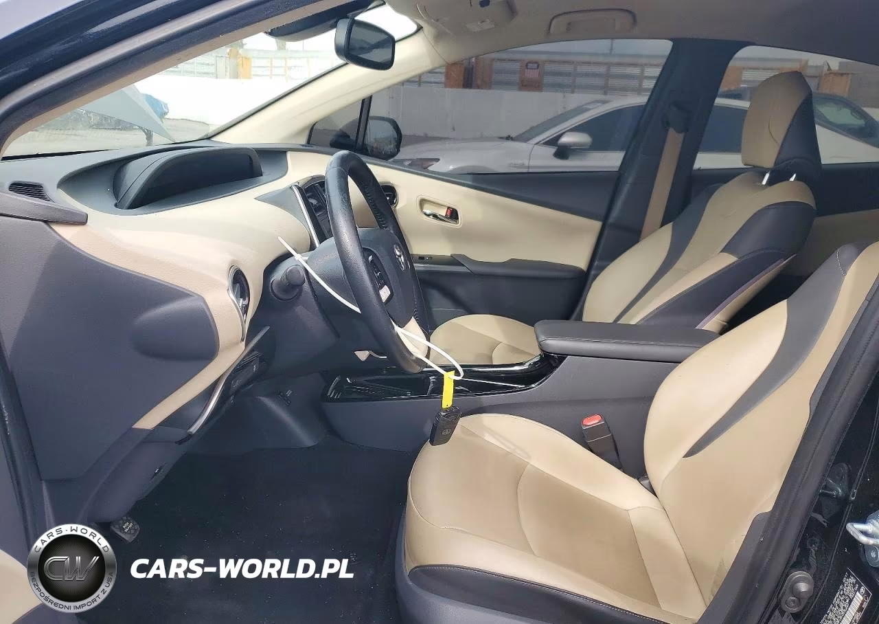 2017 Toyota Prius VIN:JTDKARFU5H3536697 - 7