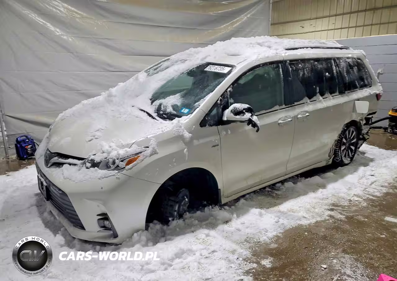 2019 Toyota Sienna Xle