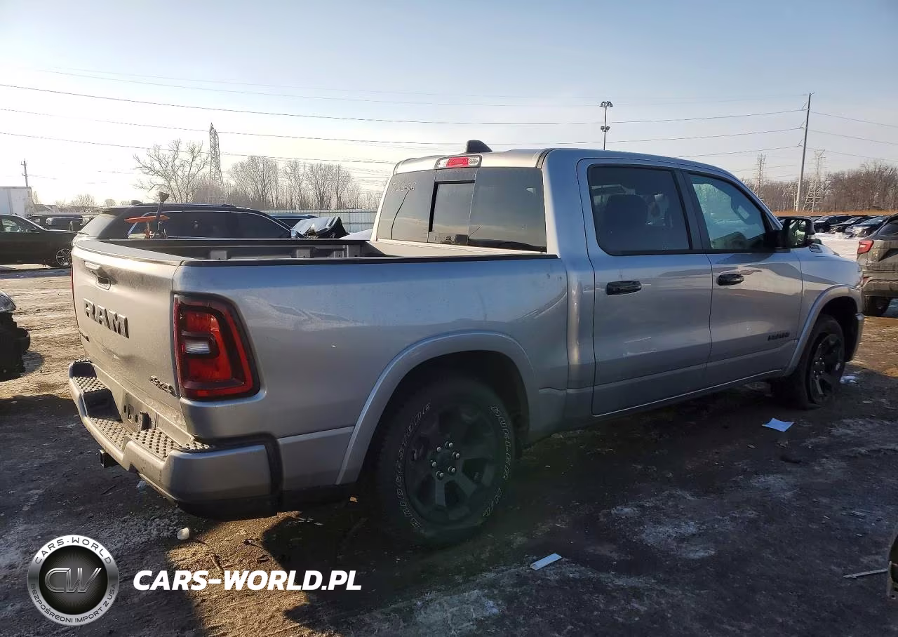 2025 Ram 1500 Big Horn-Lone Star VIN:1C6RRFFG5SN721965 - 3