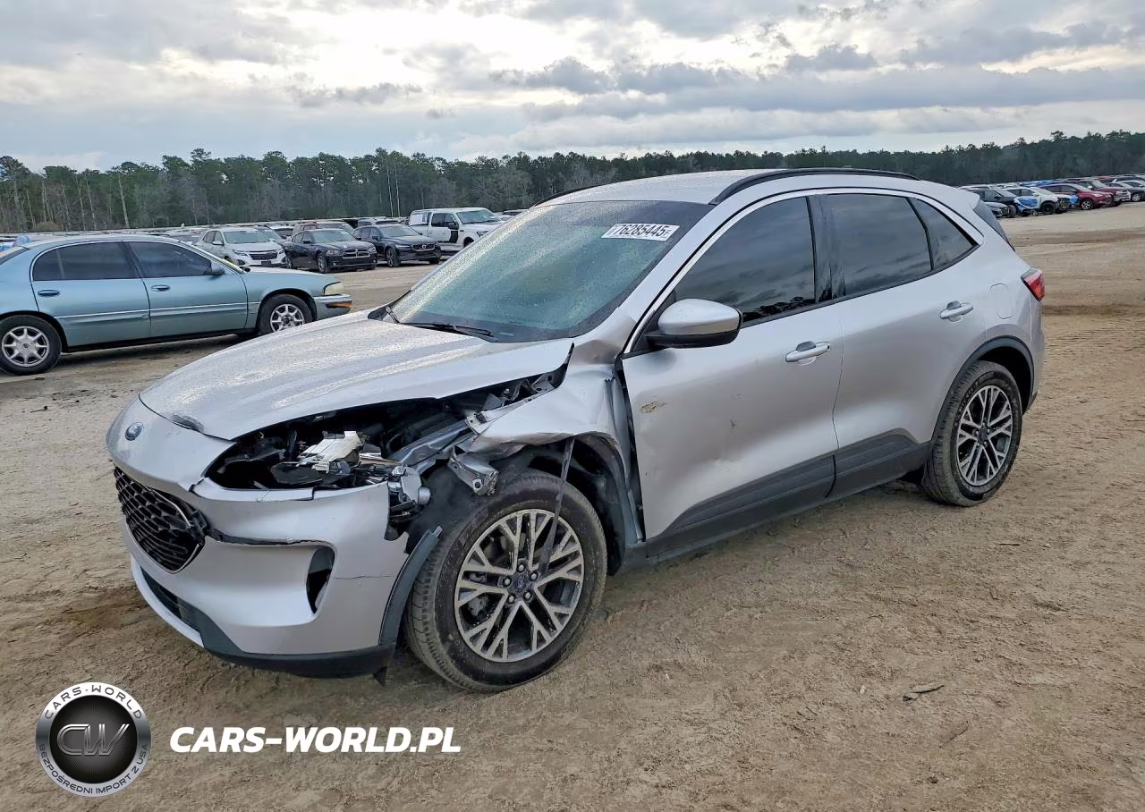 2020 Ford Escape Sel