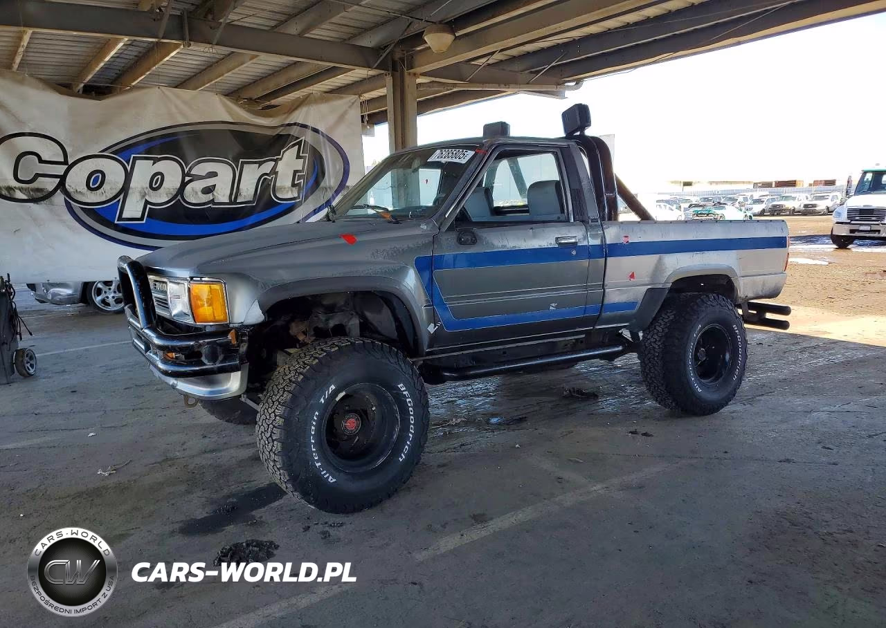 1988 Toyota Pickup Base