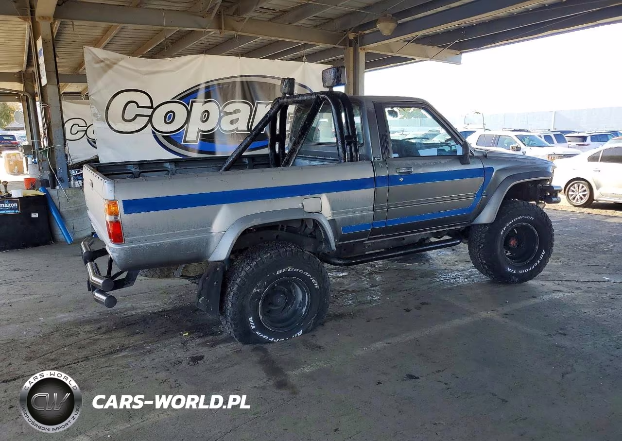 1988 Toyota Pickup Base VIN:JT4RN63A1J0226887 - 3