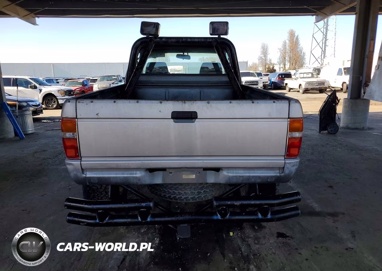 1988 Toyota Pickup Base VIN:JT4RN63A1J0226887 - 6