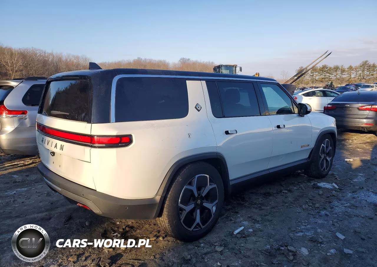 2023 Rivian R1S Adventure VIN:7PDSGABA3PN005165 - 3