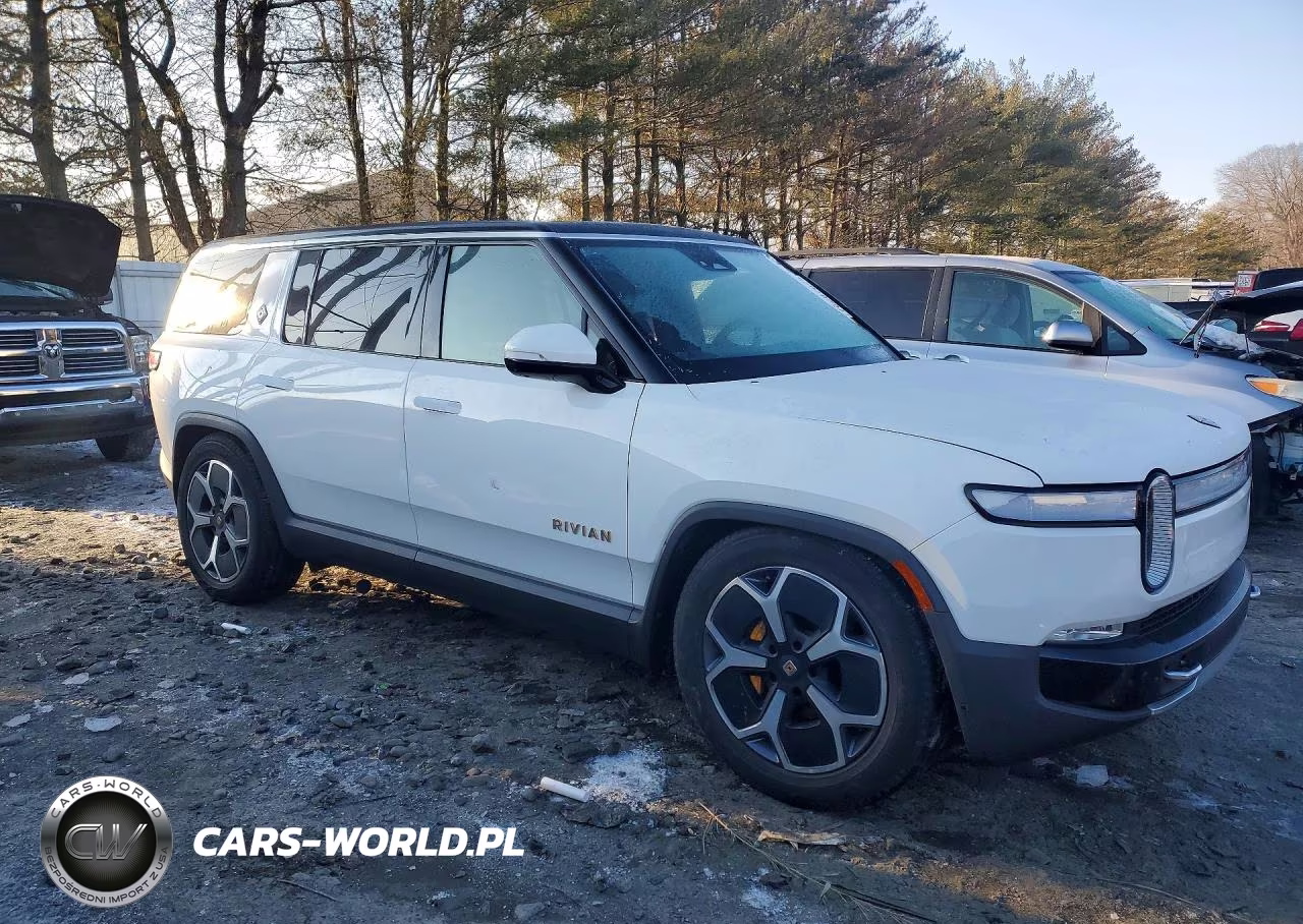 2023 Rivian R1S Adventure VIN:7PDSGABA3PN005165 - 4