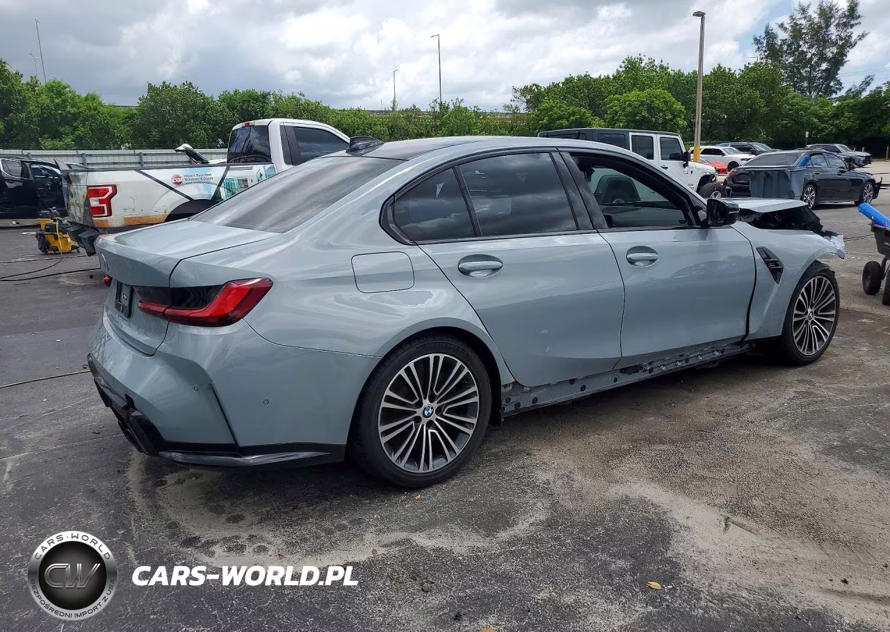 2022 BMW M3 Competition VIN:WBS33AY04NFN05194 - 3