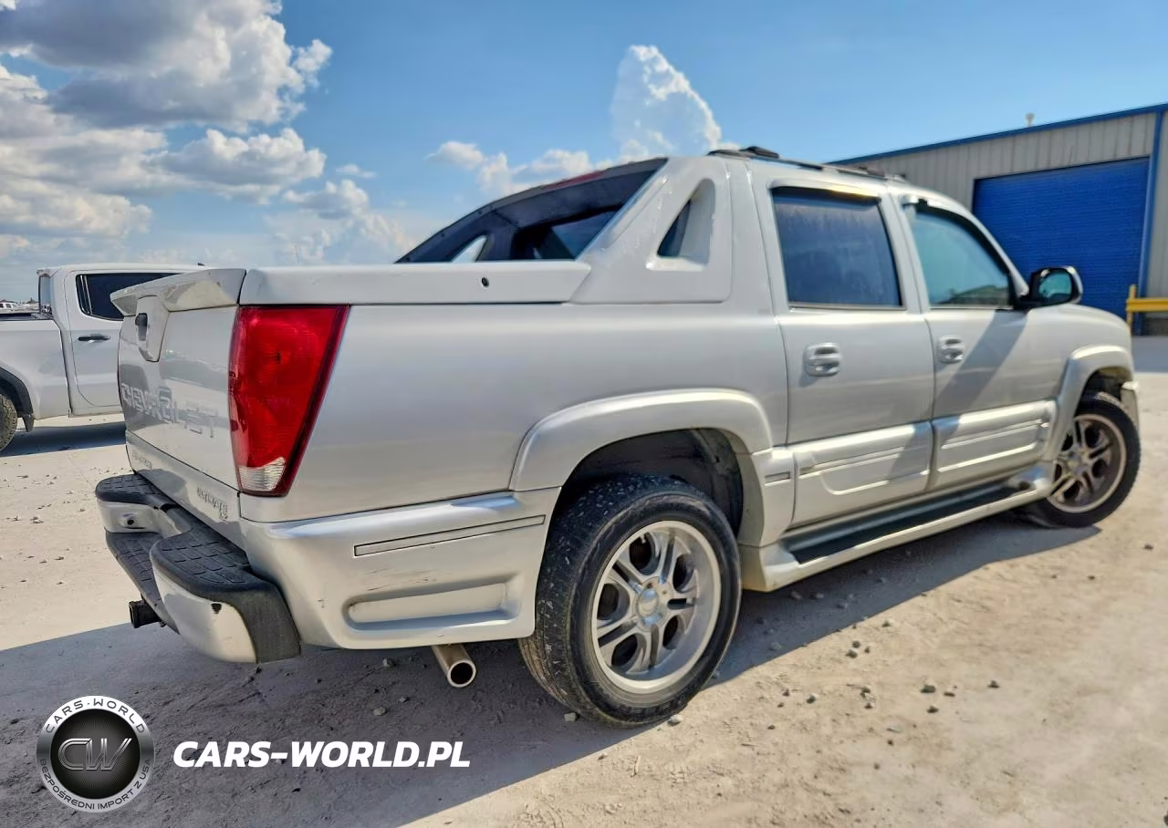 2006 Chevrolet Avalanche C1500 VIN:3GNEC12Z56G178920 - 3
