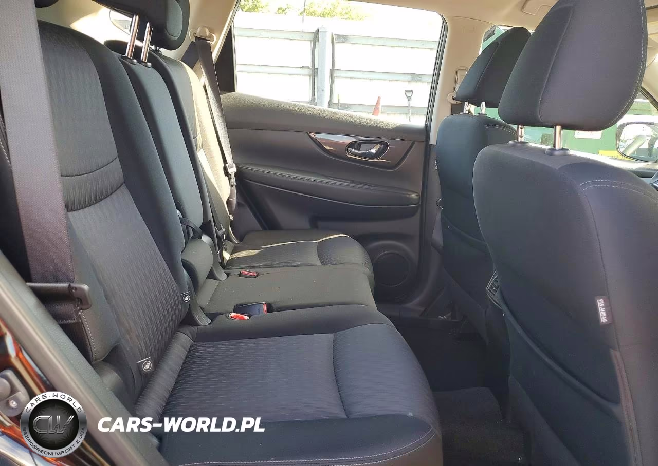 2018 Nissan Rogue S VIN:JN8AT2MTXJW455842 - 11