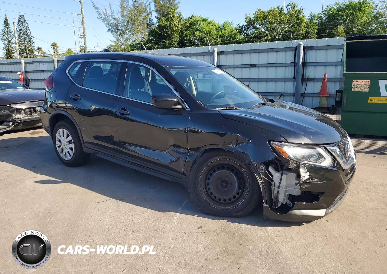 2018 Nissan Rogue S VIN:JN8AT2MTXJW455842 - 4