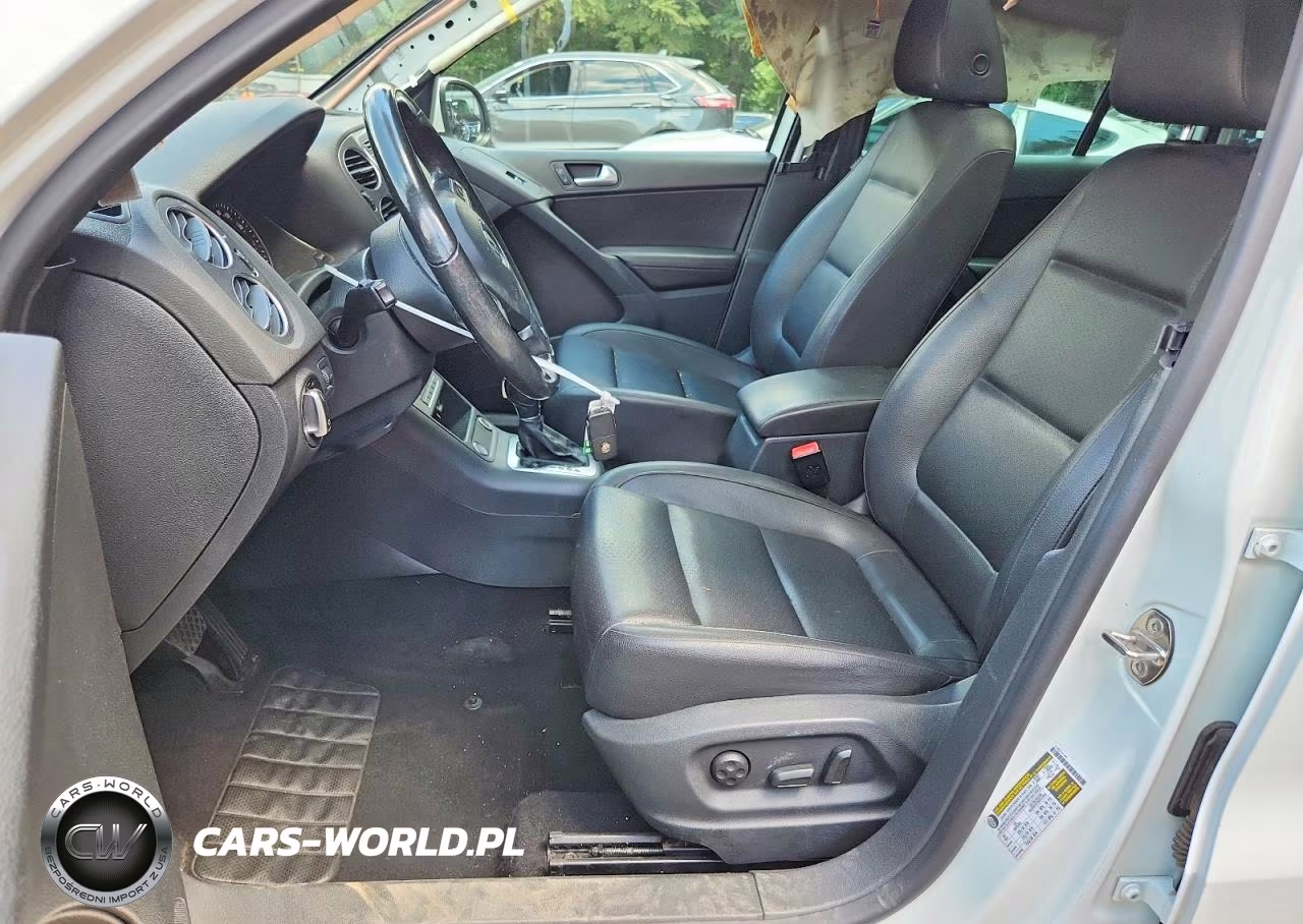 2016 Volkswagen Tiguan S VIN:WVGBV7AX9GW522871 - 7