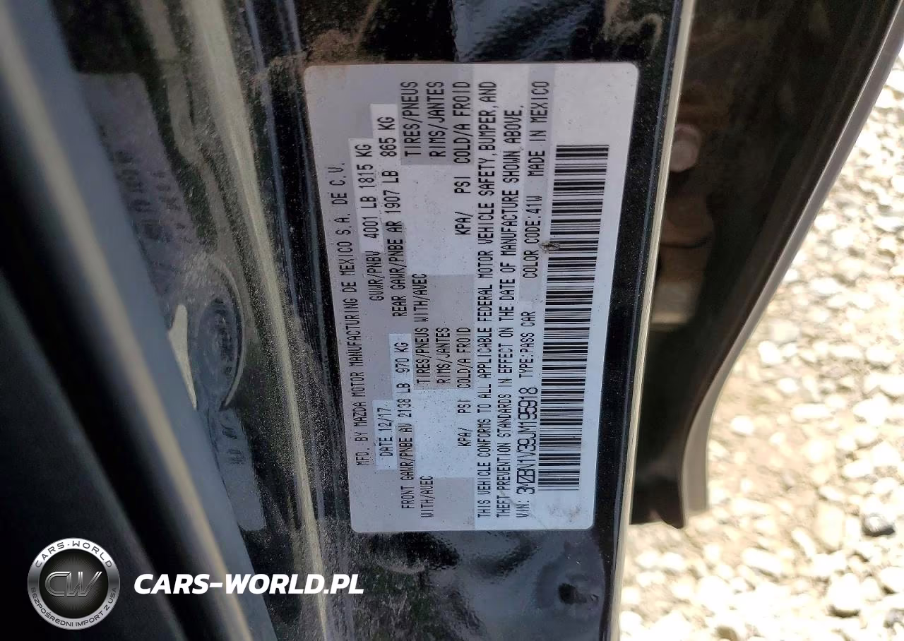 2018 Mazda 3 Touring VIN:3MZBN1V39JM195918 - 12