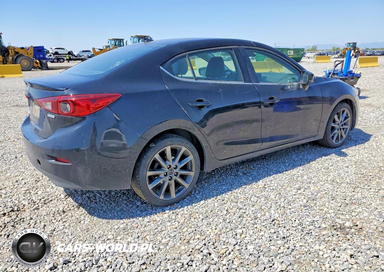 2018 Mazda 3 Touring VIN:3MZBN1V39JM195918 - 3