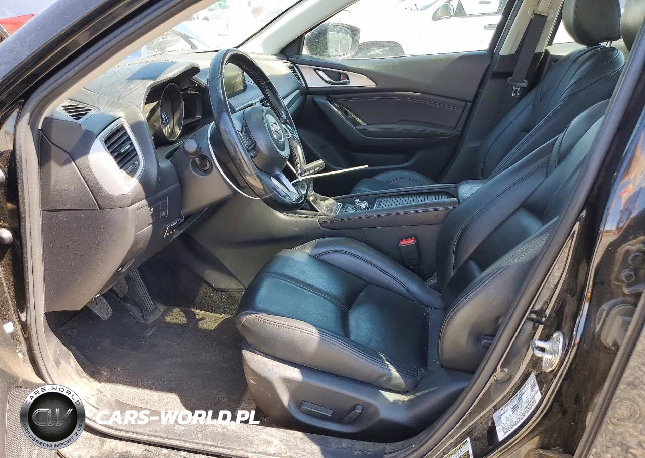 2018 Mazda 3 Touring VIN:3MZBN1V39JM195918 - 7