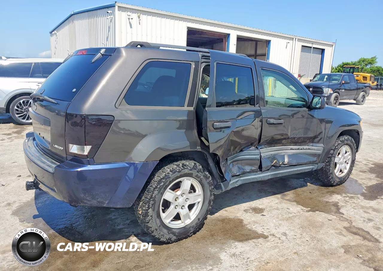 2005 Jeep Grand Cherokee Laredo VIN:1J4GR48K25C714696 - 3