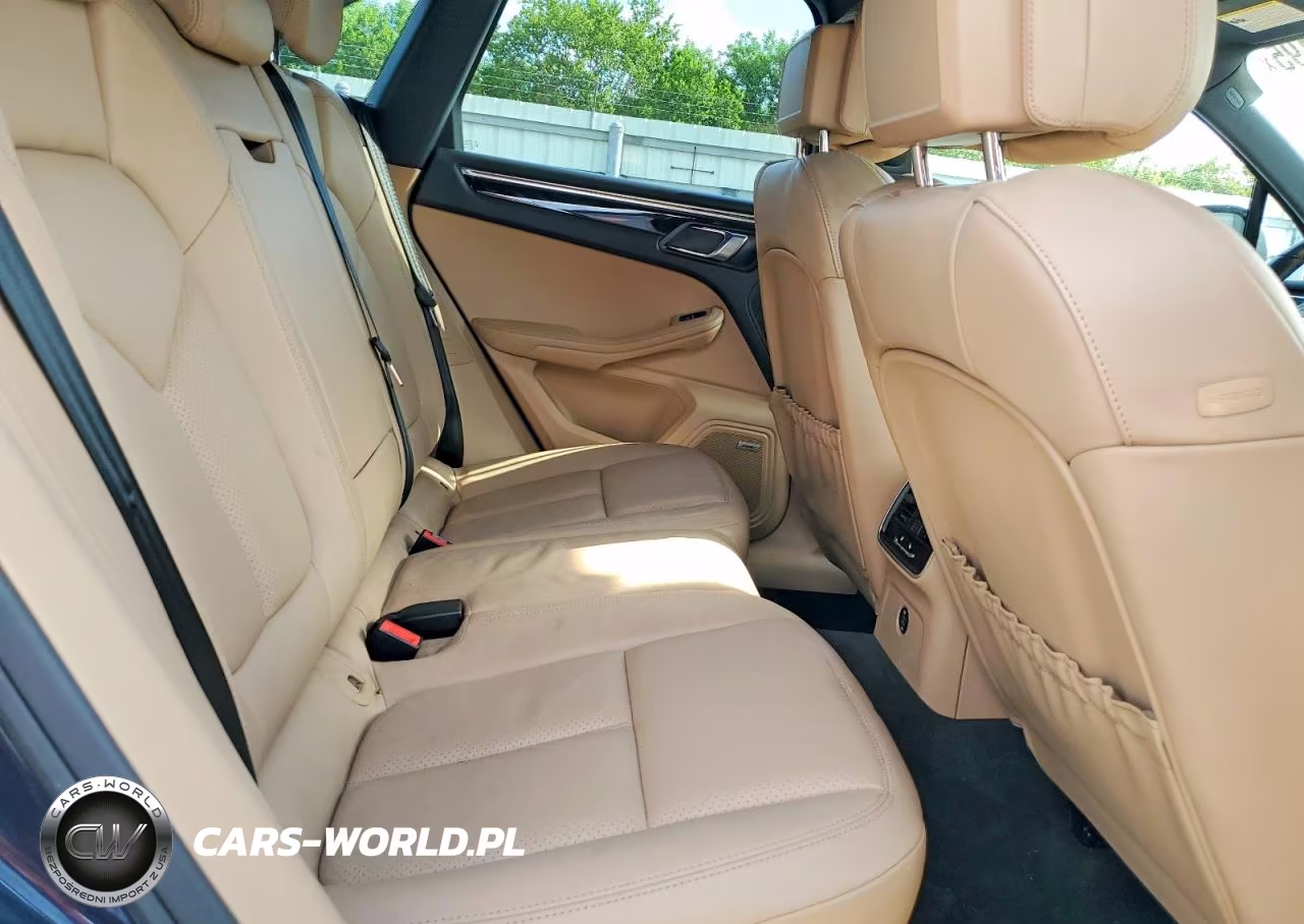 2019 Porsche Macan S VIN:WP1AB2A5XKLB30226 - 11