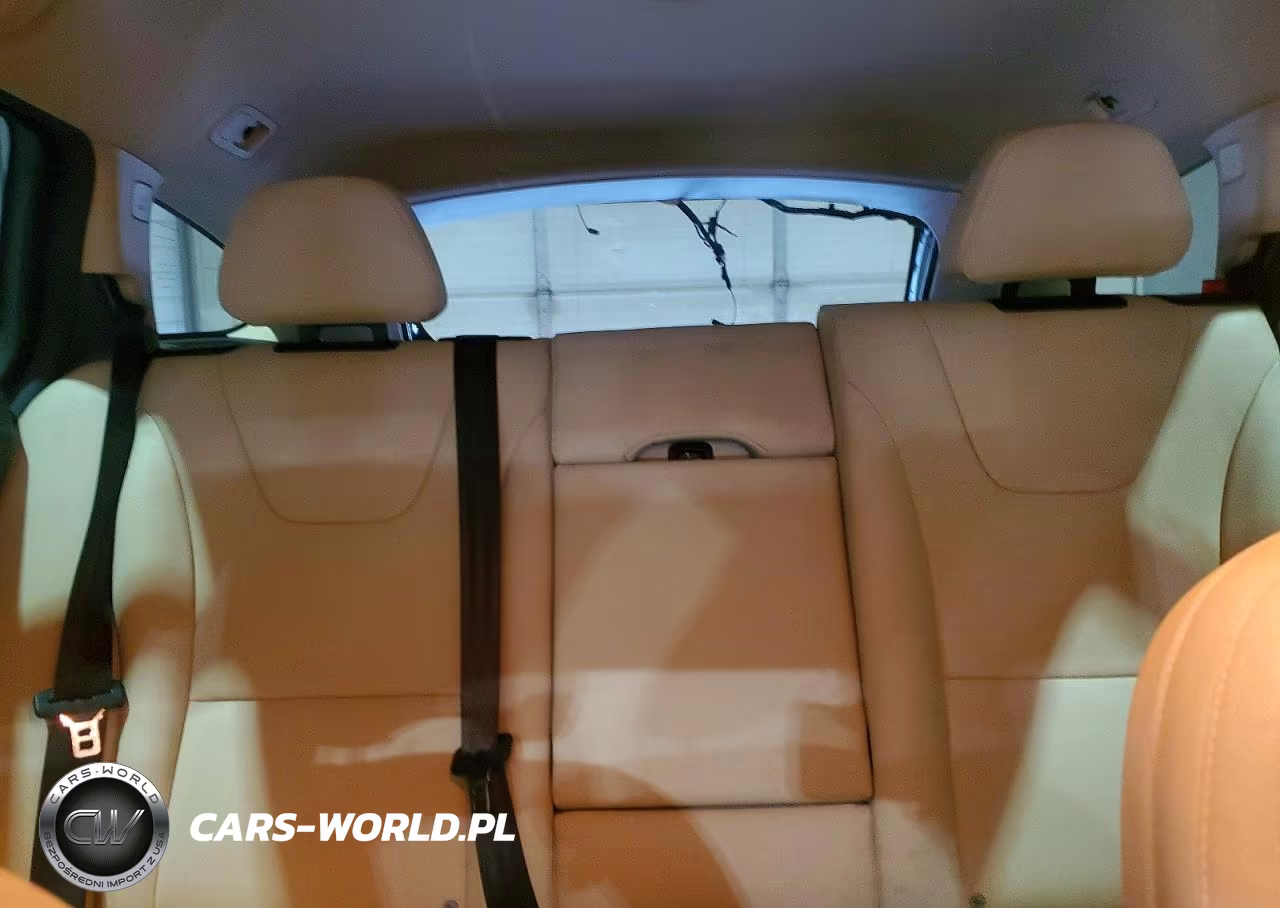 2015 Volvo V60 Cross Country Premier VIN:YV4612HK3F1001975 - 10