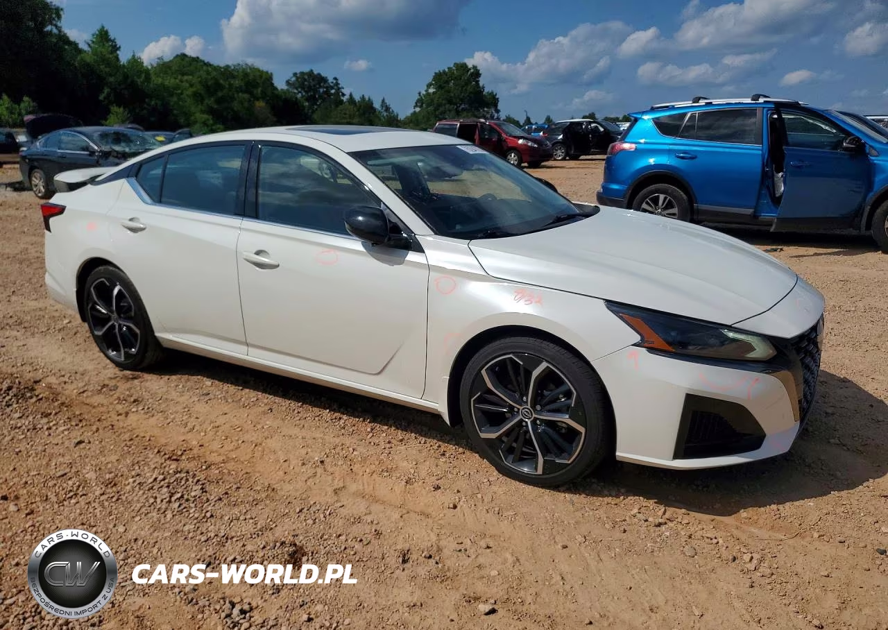 2023 Nissan Altima Sr VIN:1N4BL4CV2PN355009 - 4