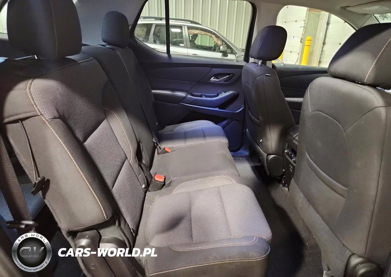 2019 Chevrolet Traverse Lt VIN:1GNEVGKW3KJ276470 - 11