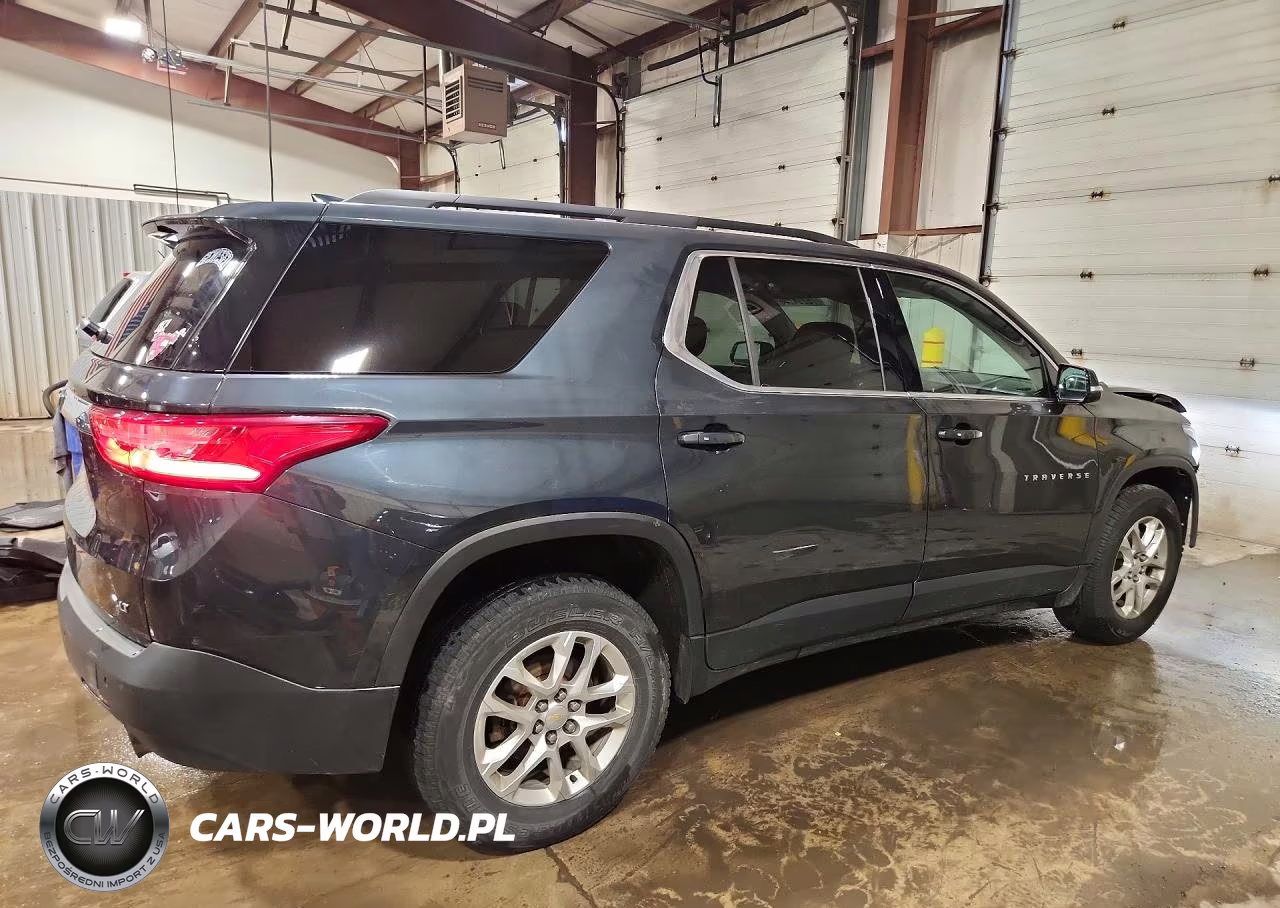 2019 Chevrolet Traverse Lt VIN:1GNEVGKW3KJ276470 - 3