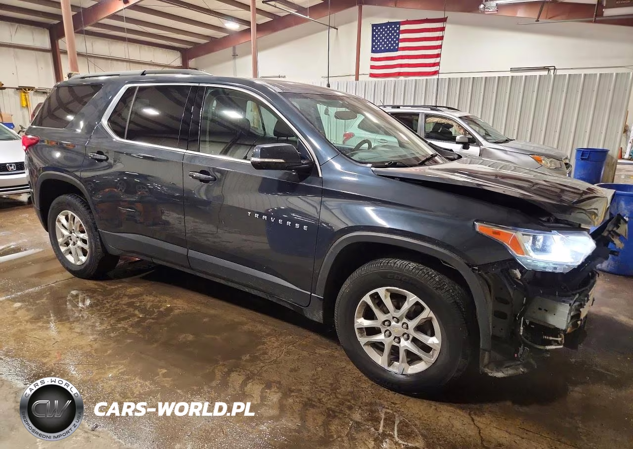 2019 Chevrolet Traverse Lt VIN:1GNEVGKW3KJ276470 - 4