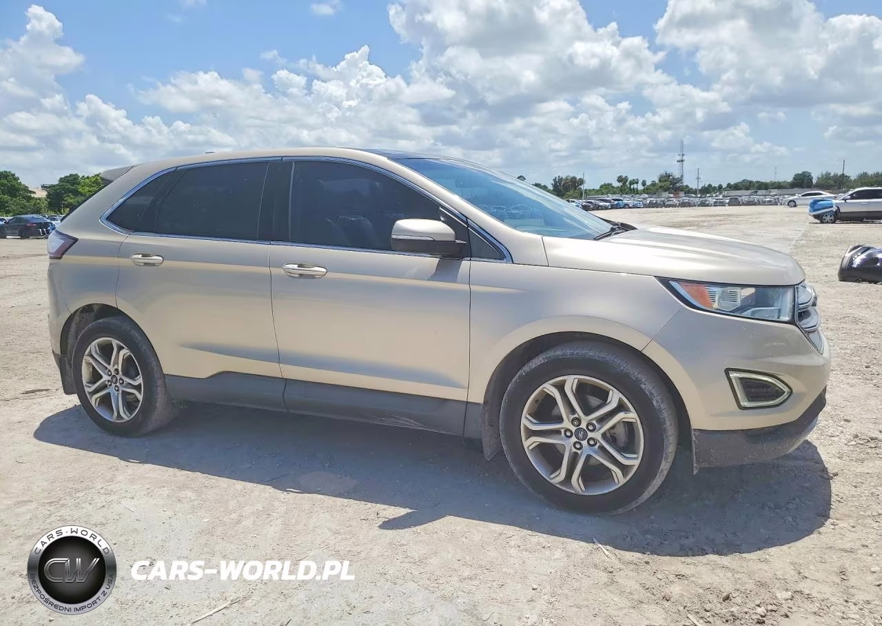 2018 Ford Edge Titanium VIN:2FMPK3K98JBC35327 - 4