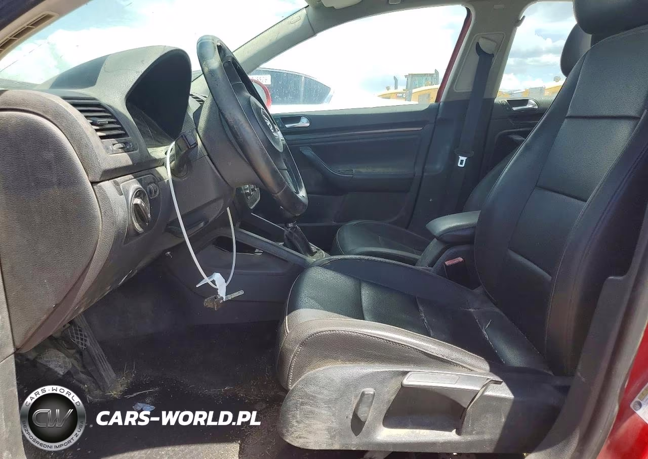 2010 Volkswagen Jetta Wolfsburg VIN:3VWRA7AJ4AM052621 - 7