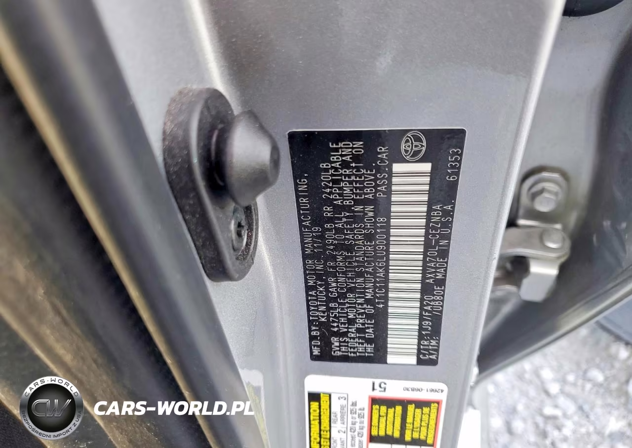 2020 Toyota Camry Le VIN:4T1C11AK6LU900118 - 12