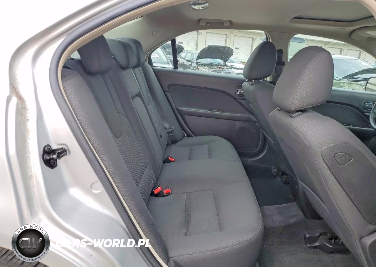2010 Ford Fusion Se VIN:3FAHP0HAXAR355812 - 10
