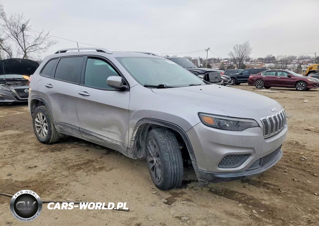 2020 Jeep Cherokee Latitude VIN:1C4PJLCB2LD577166 - 4