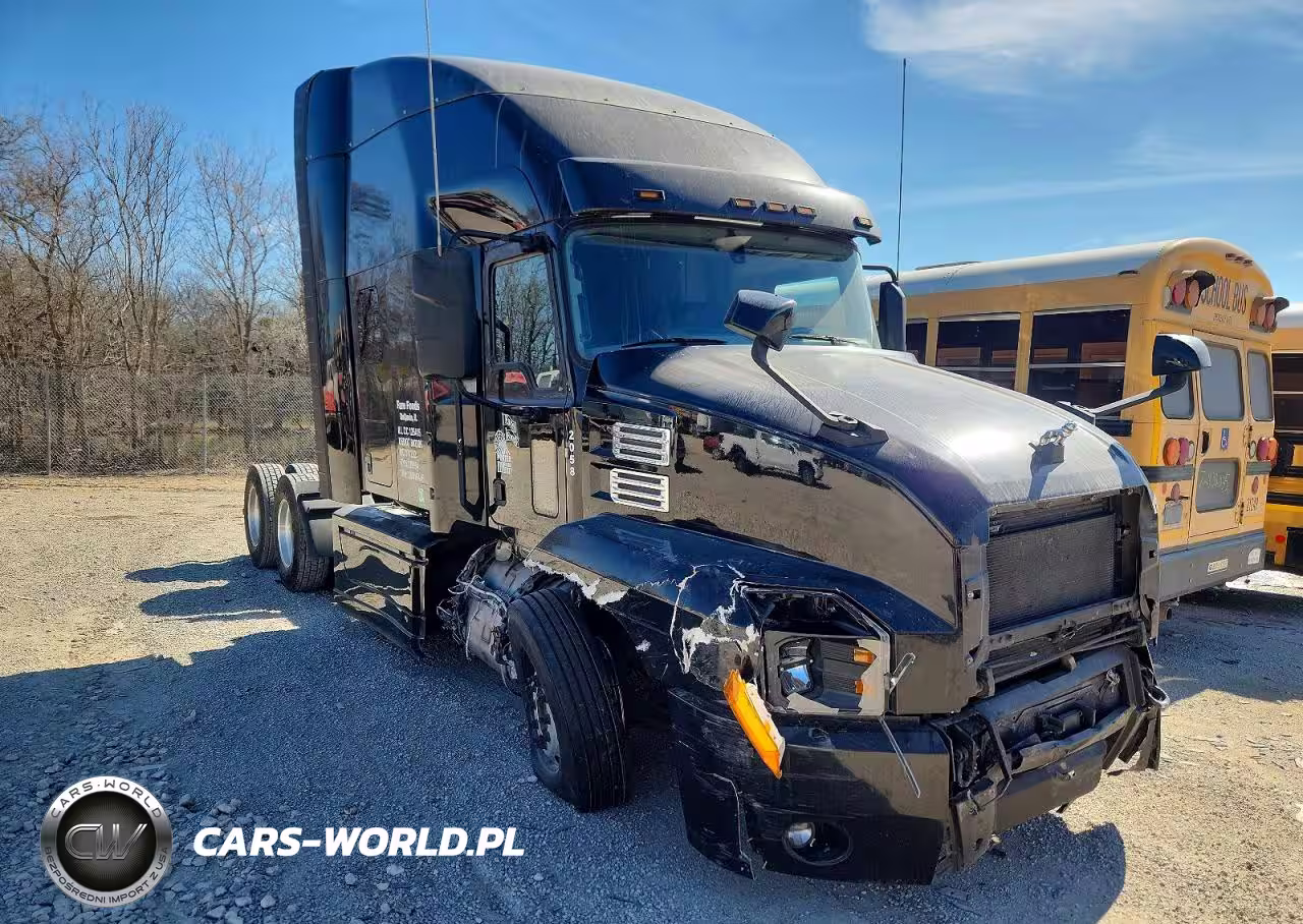 2020 Mack Anthem Semi Truck