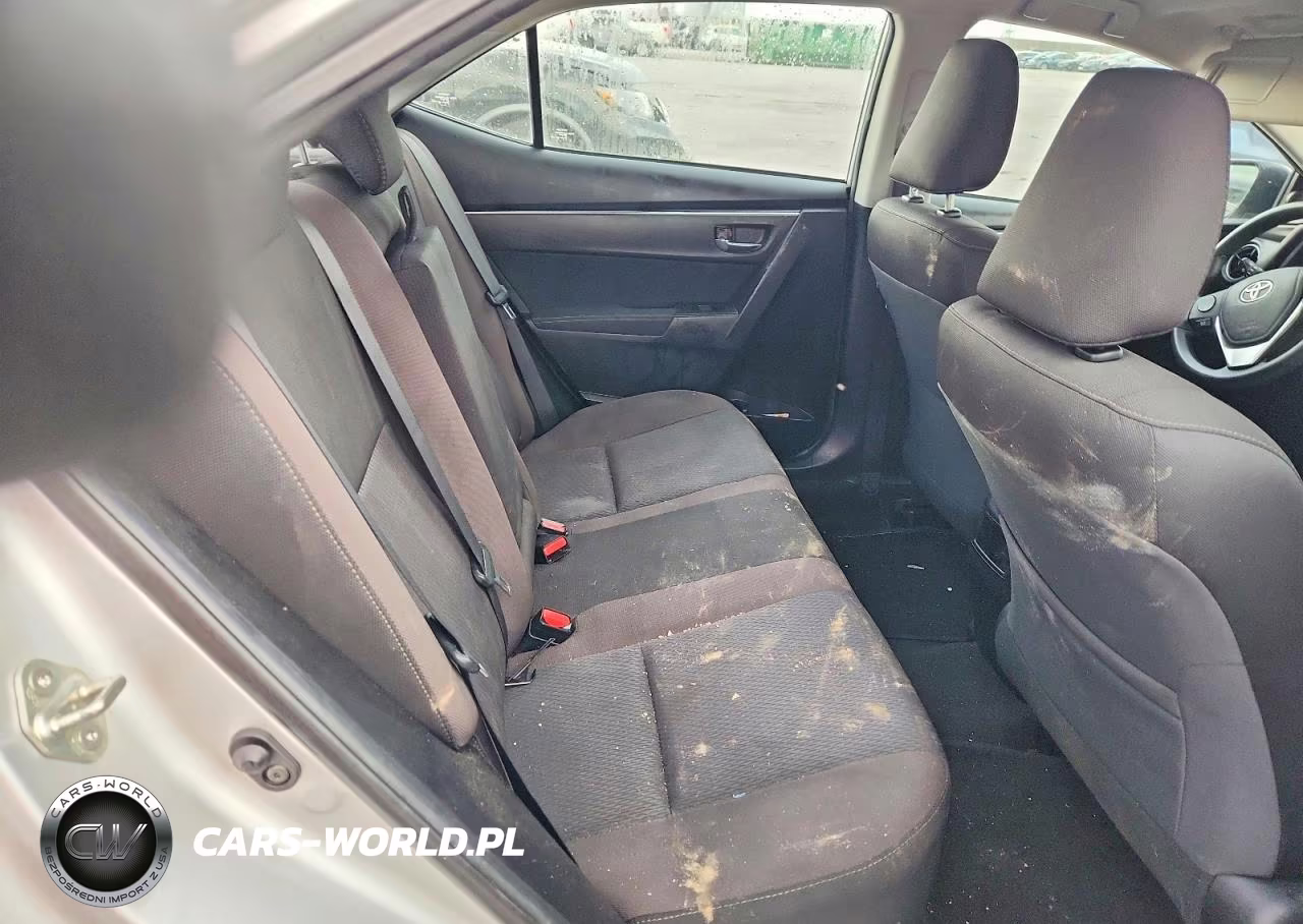 2018 Toyota Corolla L VIN:2T1BURHE4JC029042 - 10