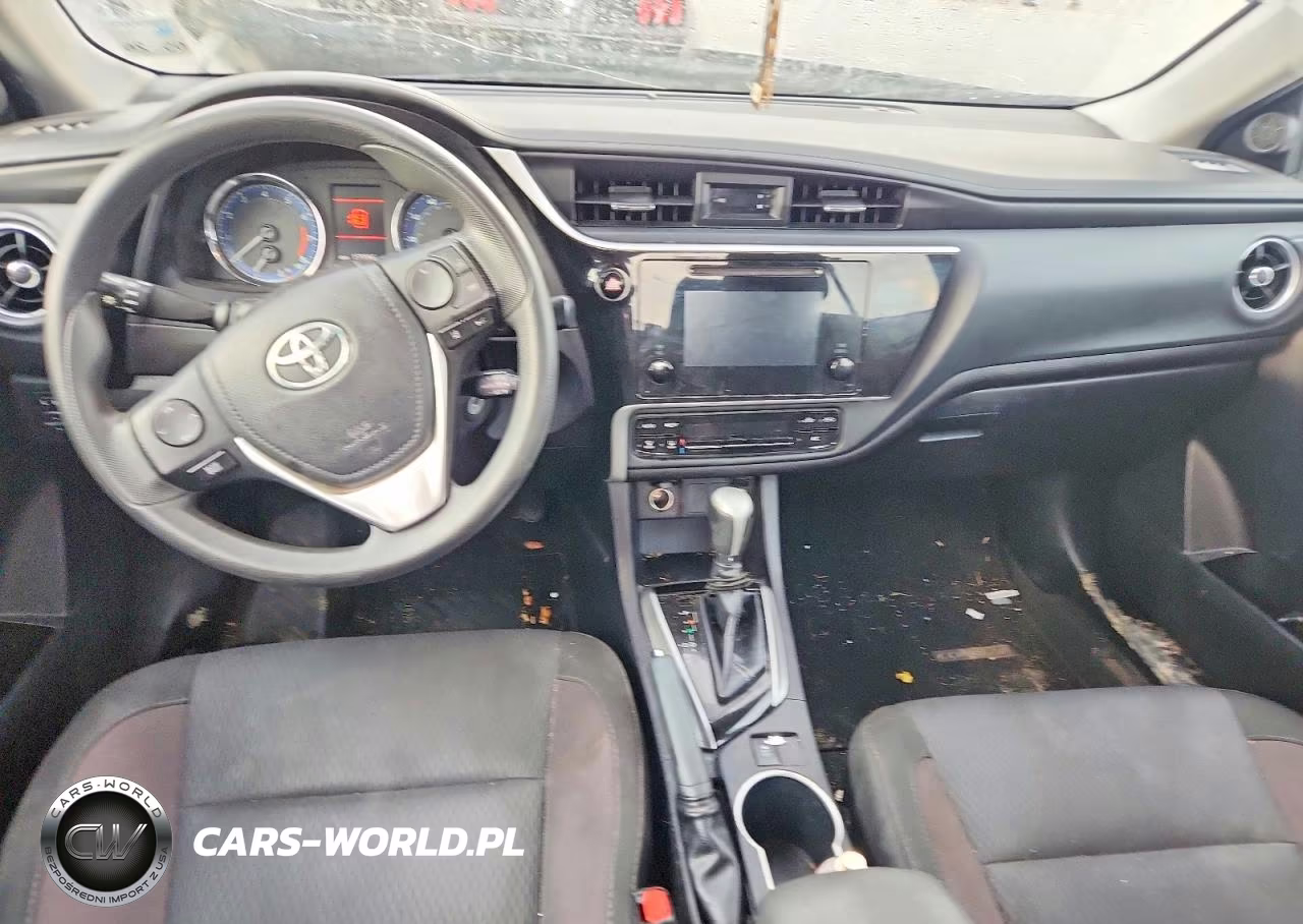 2018 Toyota Corolla L VIN:2T1BURHE4JC029042 - 8