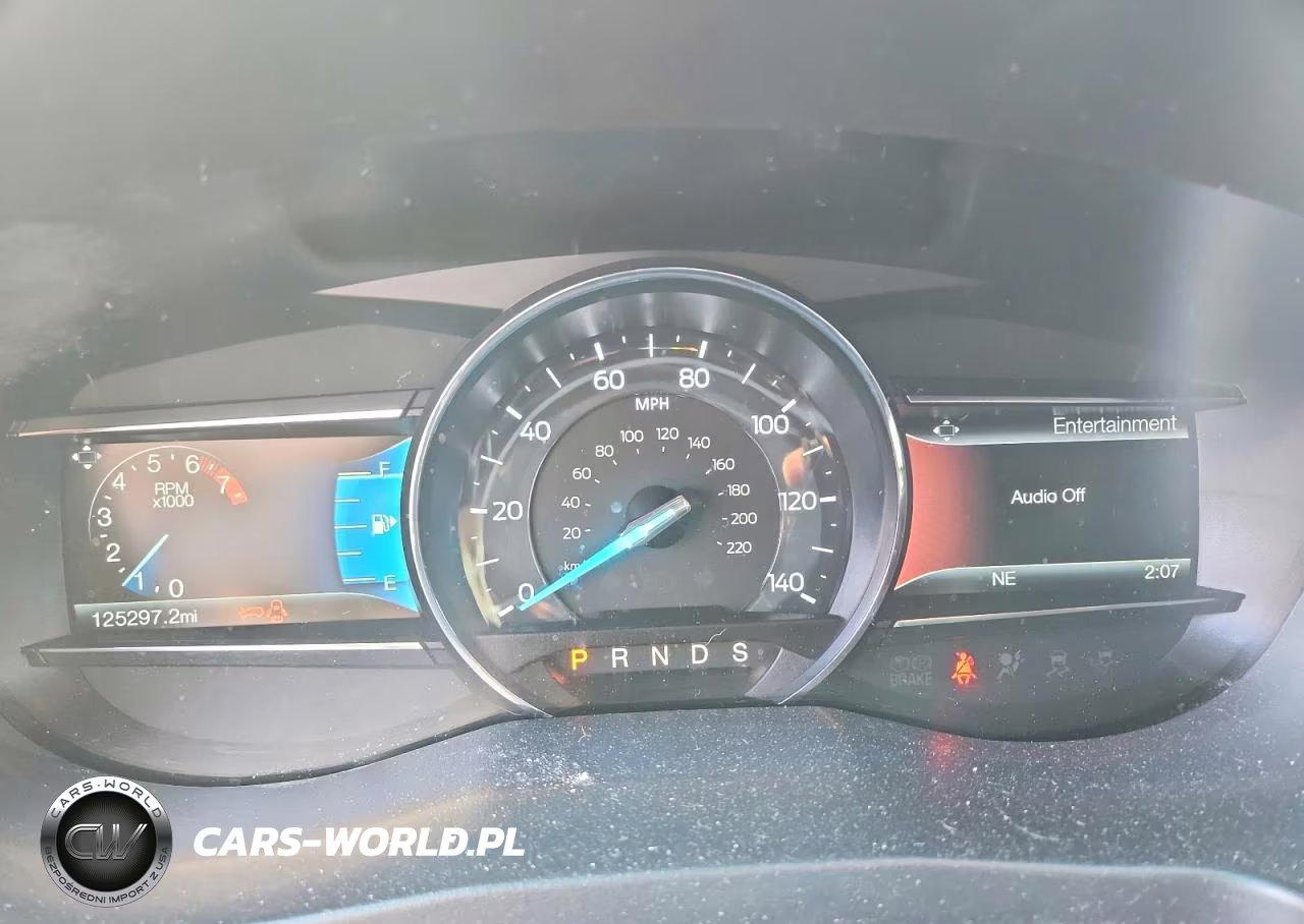 2016 Ford Explorer Xlt VIN:1FM5K8D81GGC93807 - 9