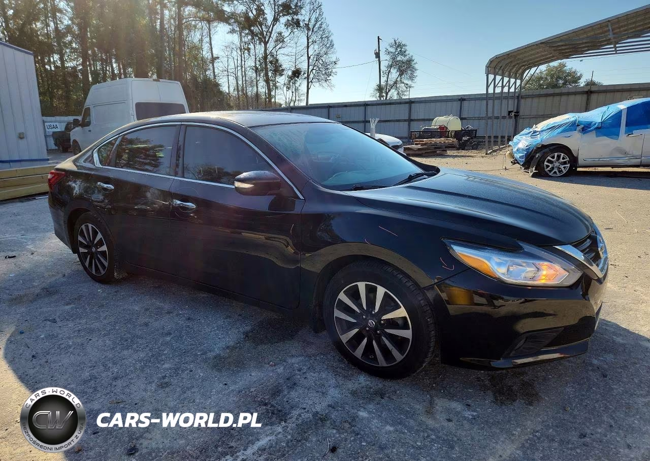 2018 Nissan Altima 2.5 VIN:1N4AL3APXJC148879 - 4