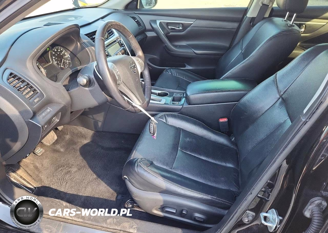 2018 Nissan Altima 2.5 VIN:1N4AL3APXJC148879 - 7