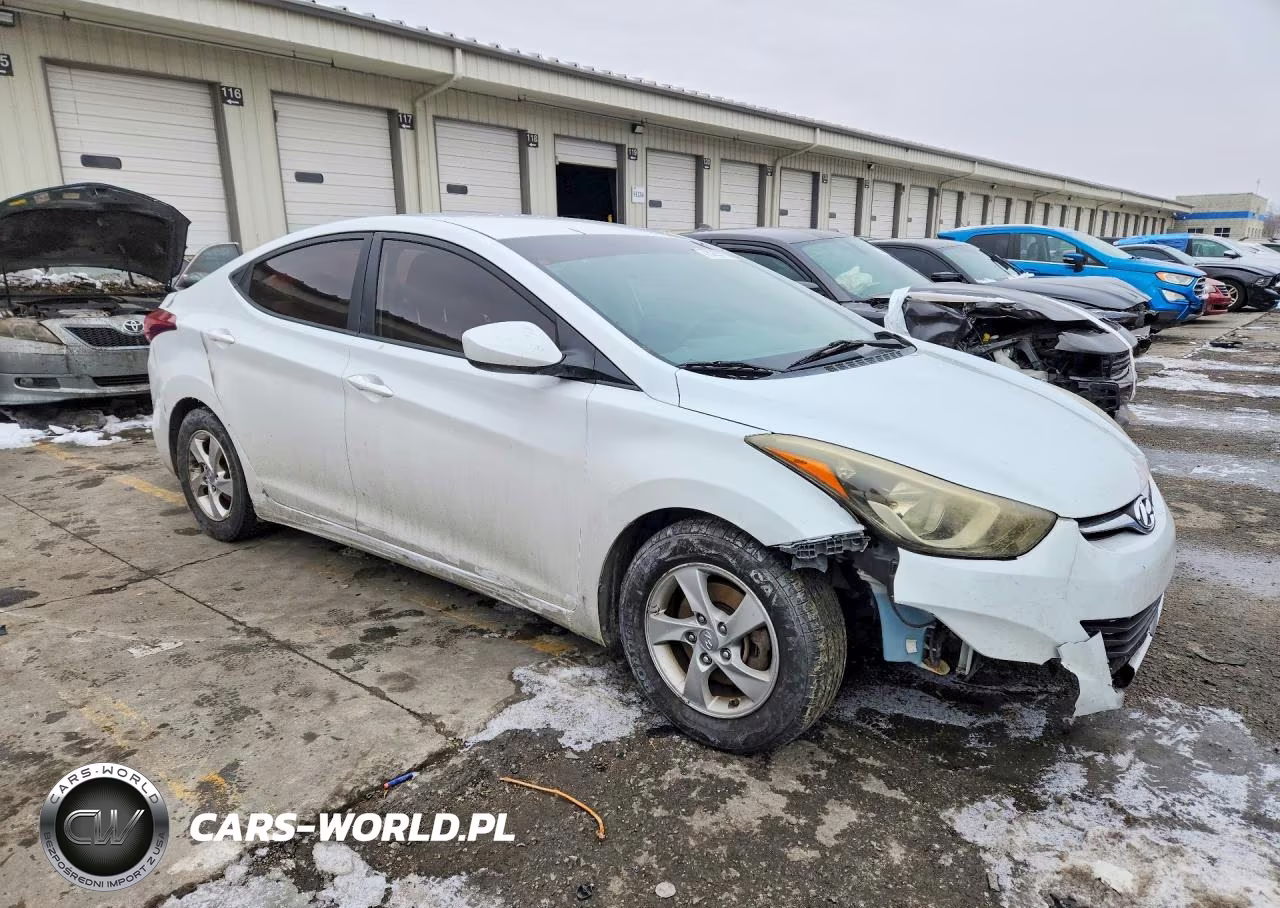 2015 Hyundai Elantra Se VIN:5NPDH4AE8FH565197 - 4