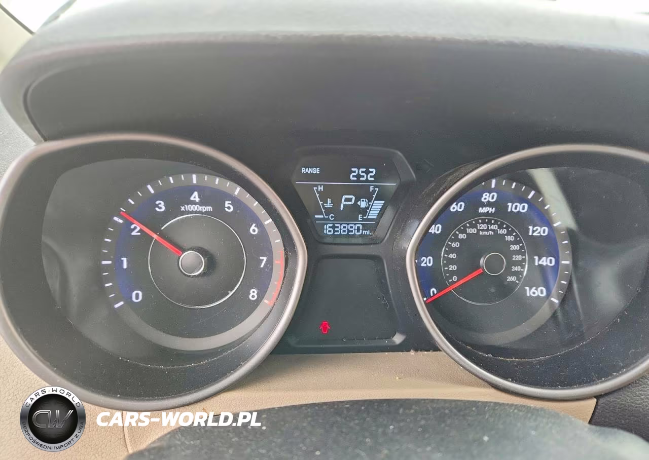 2015 Hyundai Elantra Se VIN:5NPDH4AE8FH565197 - 9