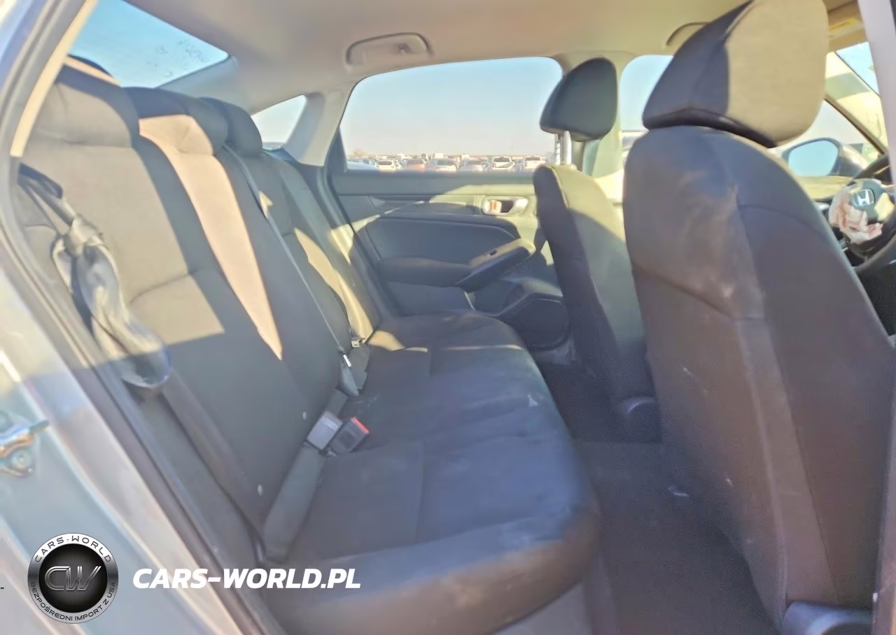2026 Honda Civic Lx VIN:2HGFE2F23TH524454 - 10
