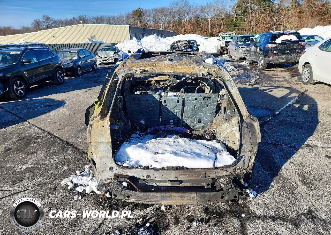 2018 Audi Q5 Premium Plus VIN:WA1BNAFY2J2237280 - 6