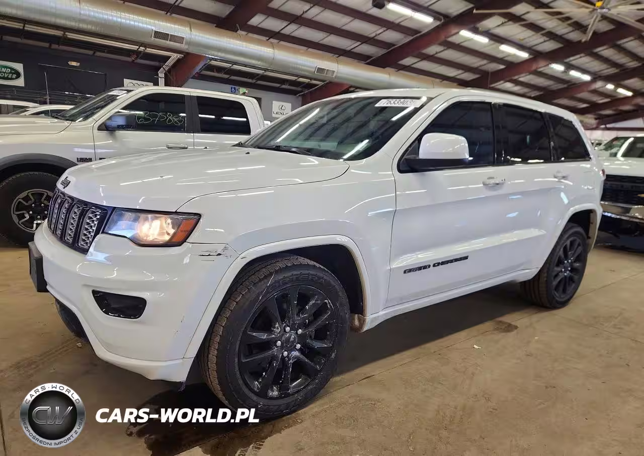 2017 Jeep Grand Cherokee Laredo